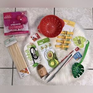 🥗NWT (120 pc)Vibrant Kitchen Items Collection 💖